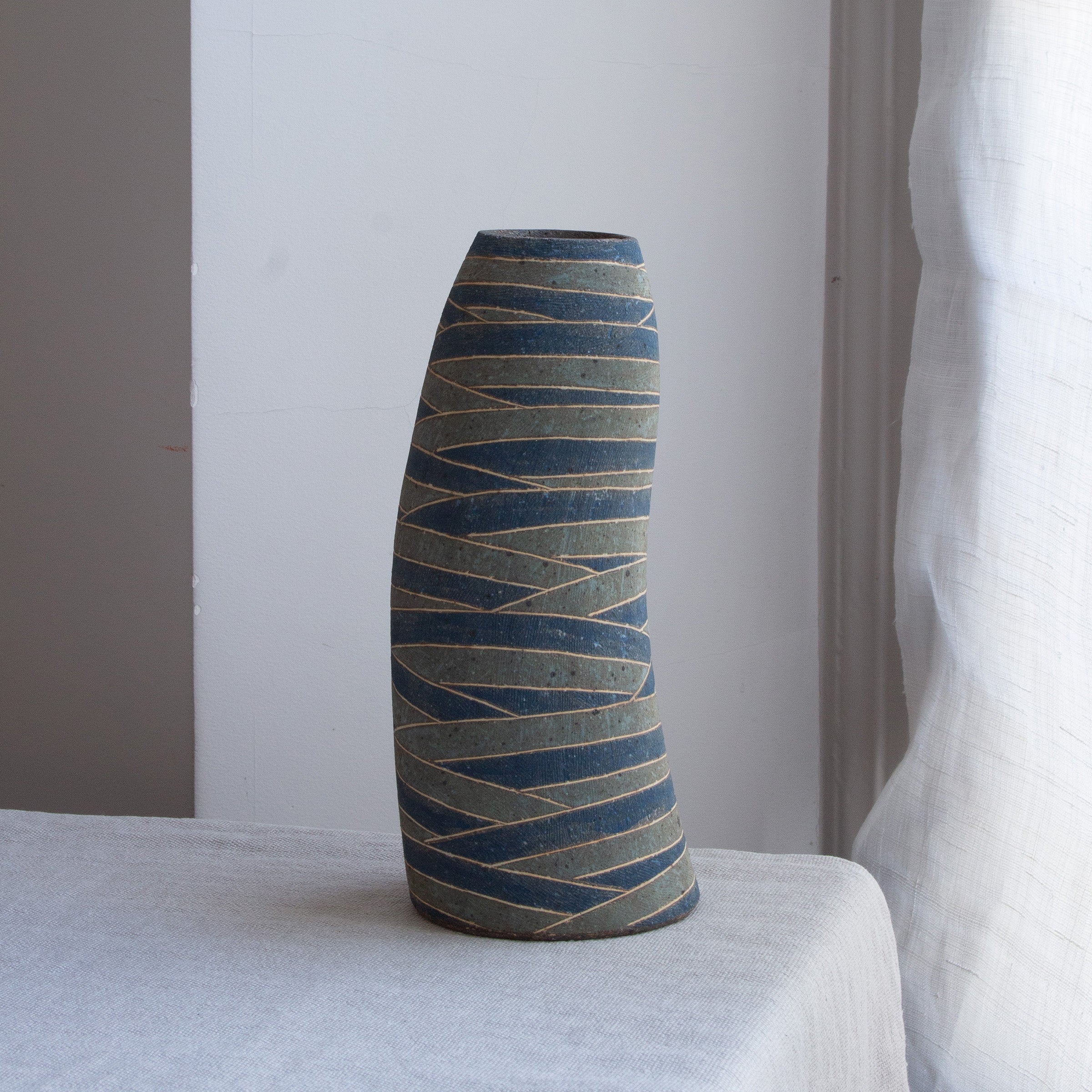Zōgan vase-sculpture by Shingo Takeuchi