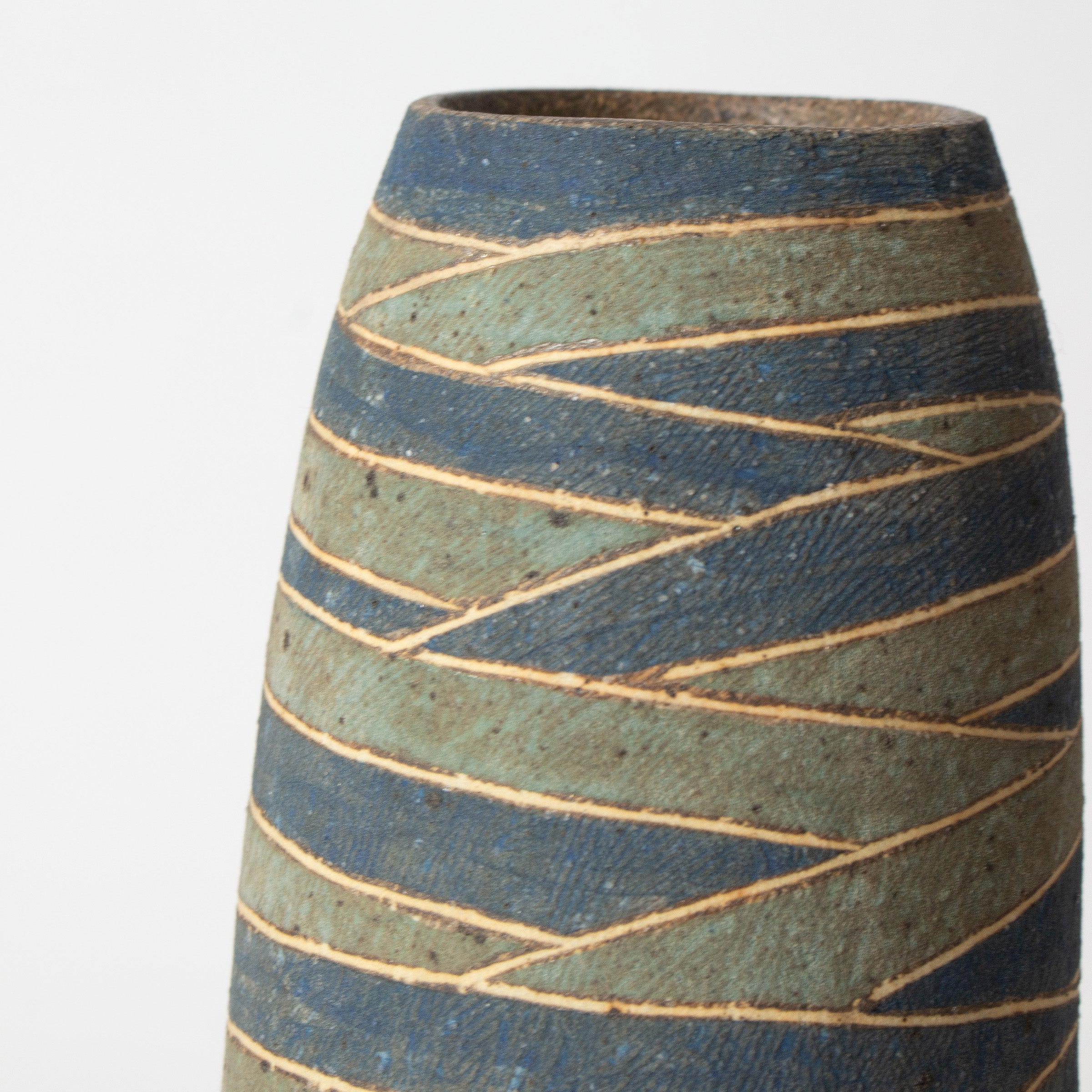 Zōgan vase-sculpture by Shingo Takeuchi