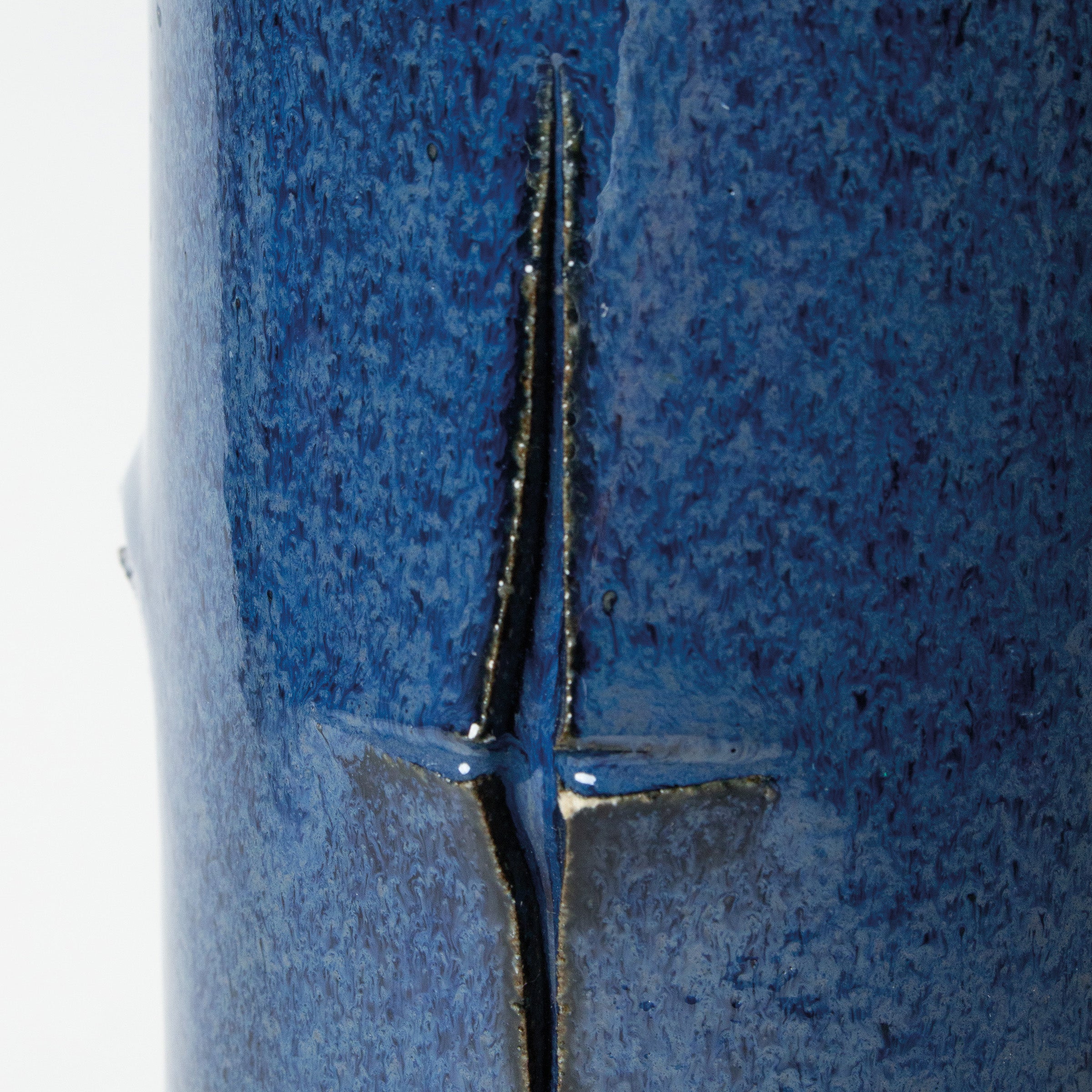 Namako-yū enamel ceramic vase by Junkichi Kumakura 