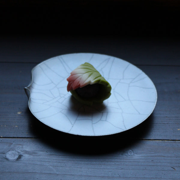 Katakuchi grey Japanese ceramic plate