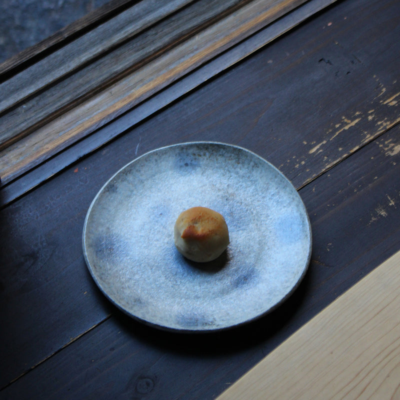 Japanese ceramic plate grey-beige with blue speckles