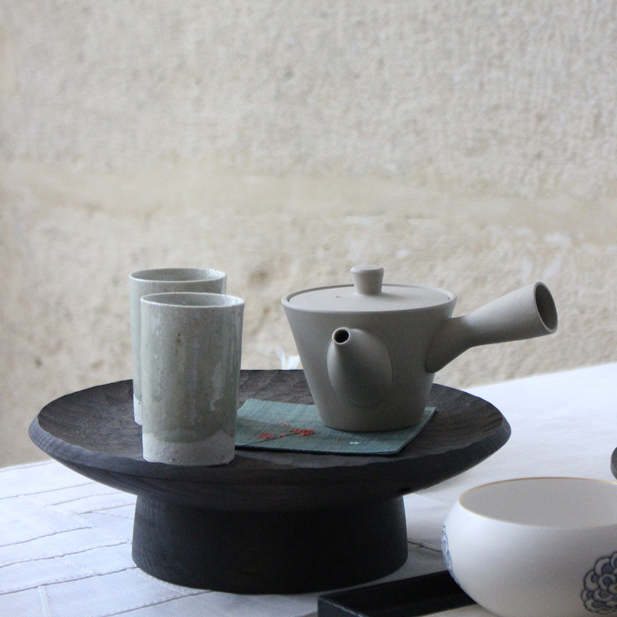 Japanese nankei teapot in natural ceramic 150ml