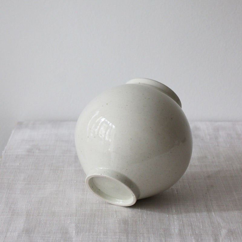 Korea Moon Jar, White Porcelain Vase