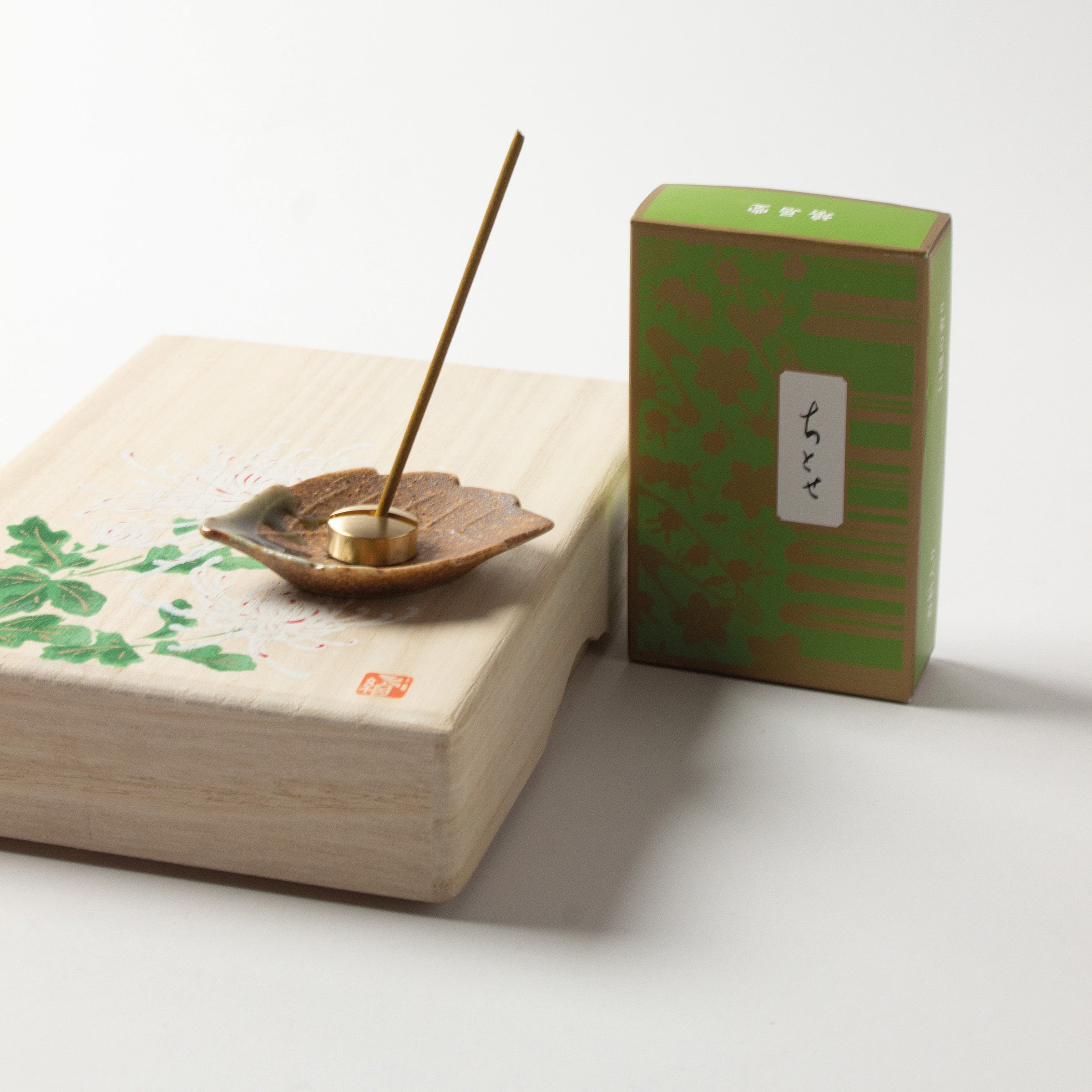 Japanese Incense Gift Set, with hand-painted paulownia wood box