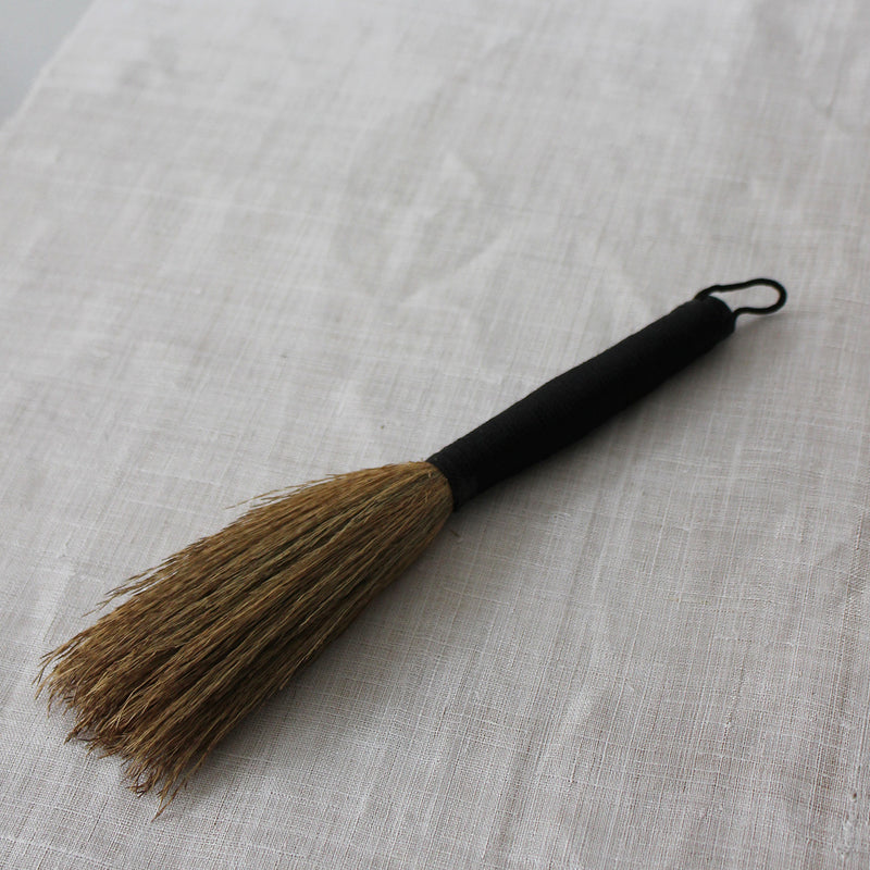 Korean broom made of sorghum stalks