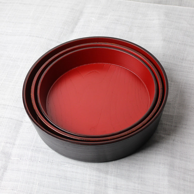 Set of 3 Japanese wooden plates, black and red urushi lacquer – Atelier ...
