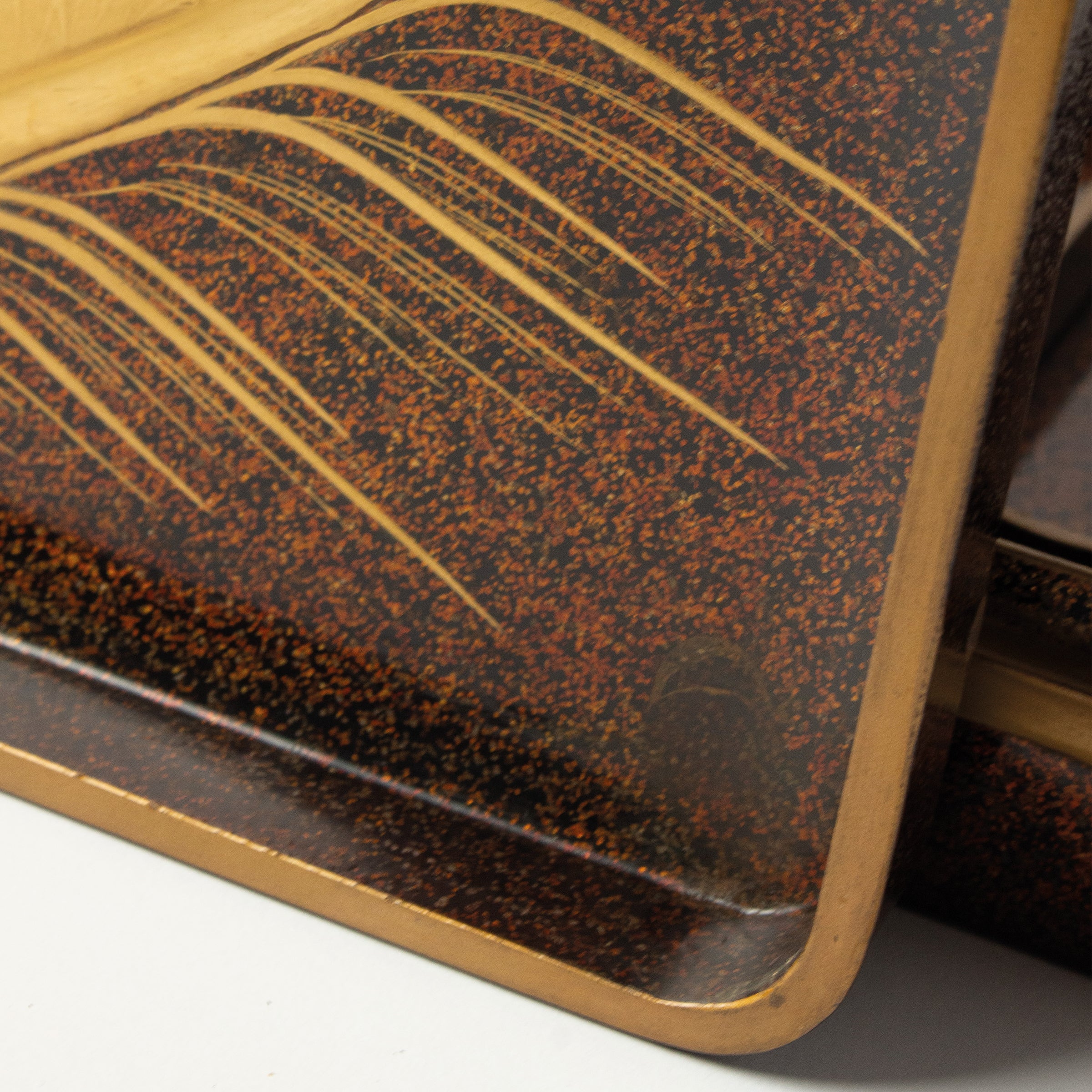 Suzuribako Rimpa school, urushi lacquer, camellias in maki-e gold powder and mother-of-pearl