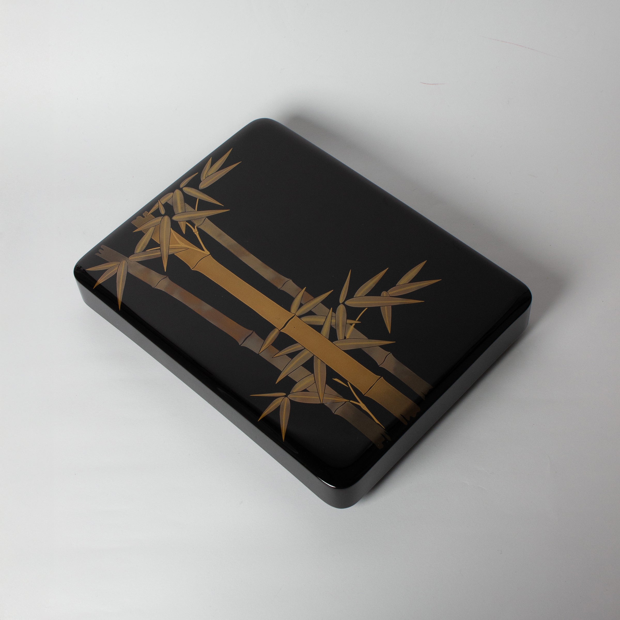 Suzuribako in Japanese urushi lacquer by Wajima – gold maki-e bamboo decoration