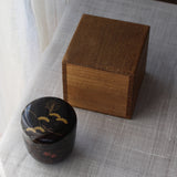 Natsume (boîte à thé) japonais en laque urushi et maki-e, motif Fleurs Sauvages