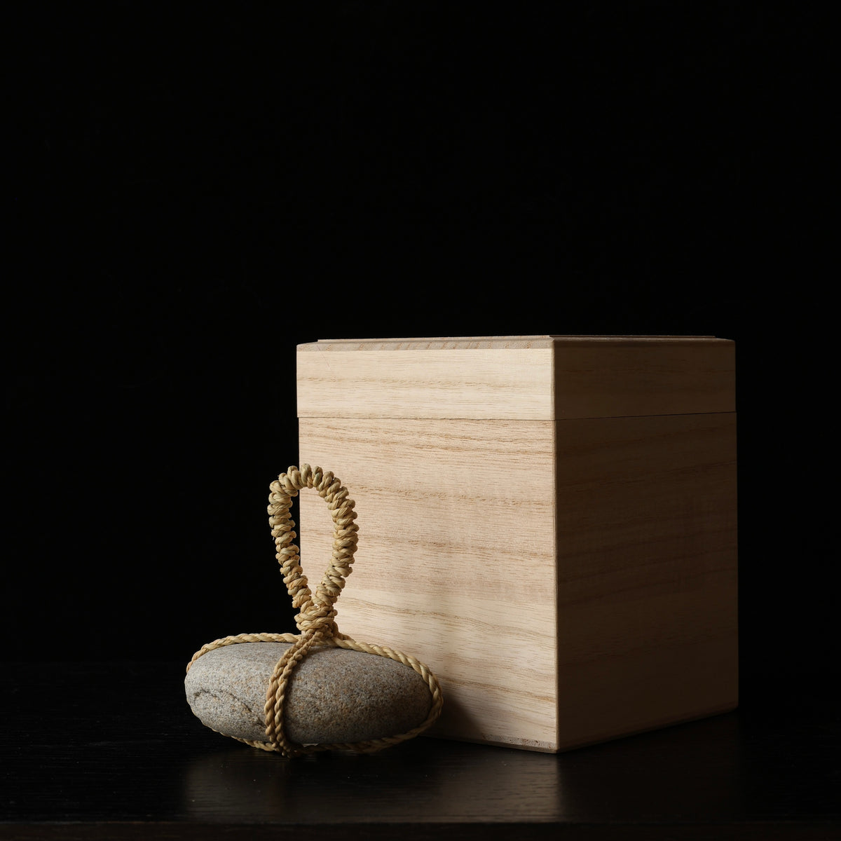 Sekimori #21, stone and rice straw (wara) rope