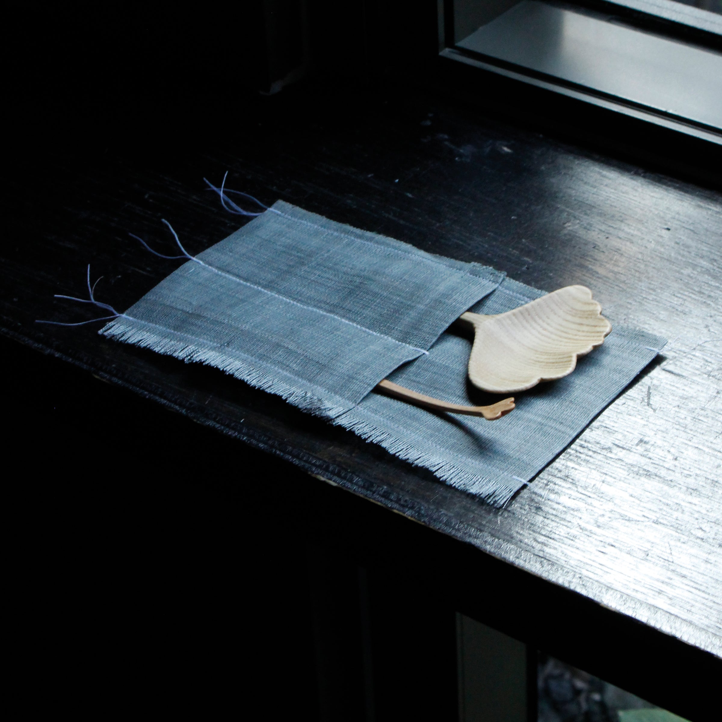 "House of Things" Set: Ramie pouch by Sung-mi Kim and two ginkgo spoons by Sung-woo Choi