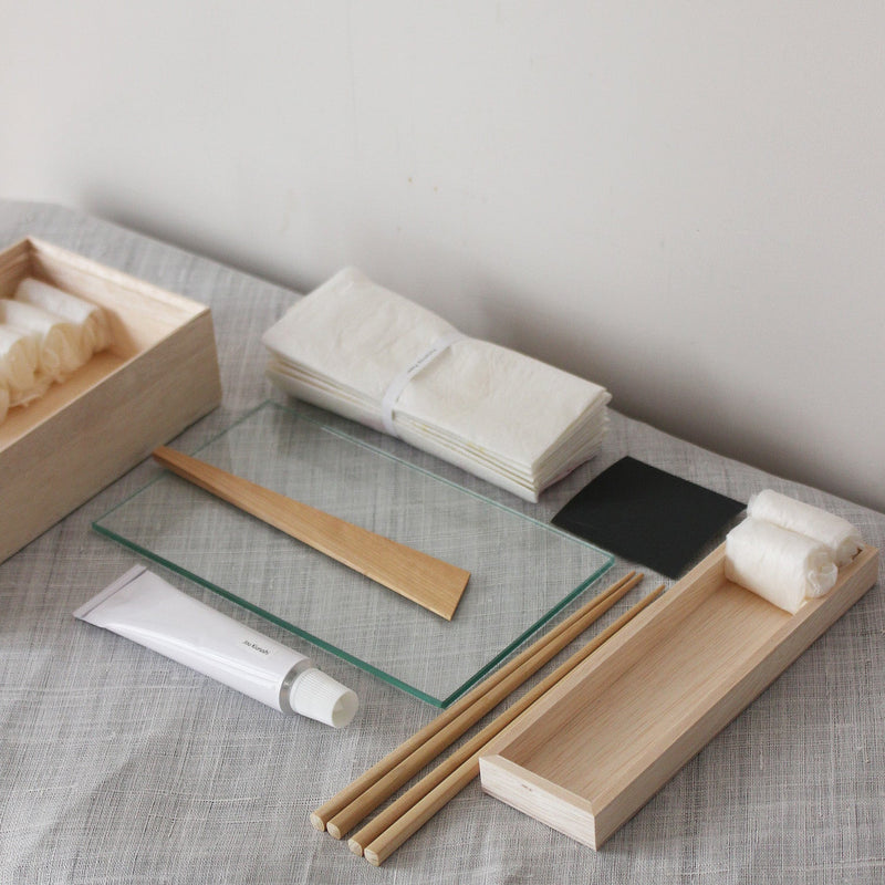 ATELIER DÉCOUVRIR ET PRATIQUER LA LAQUE URUSHI JAPONAISE - 08/10/23