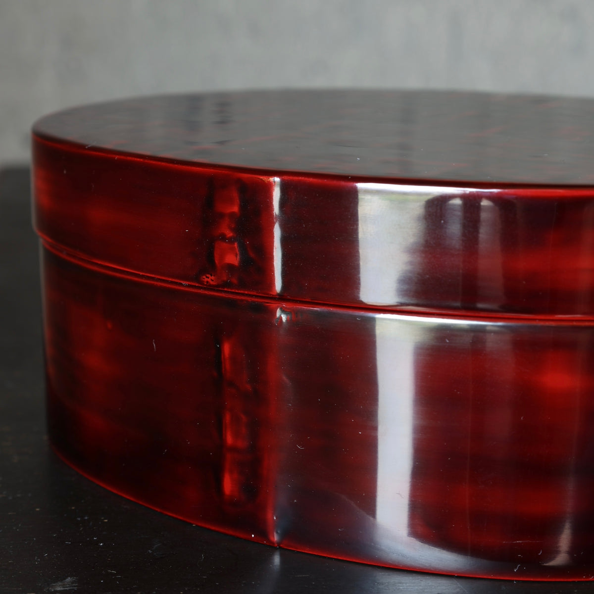 Oval box in Negoro-nuri urushi lacquer - Kiso Valley