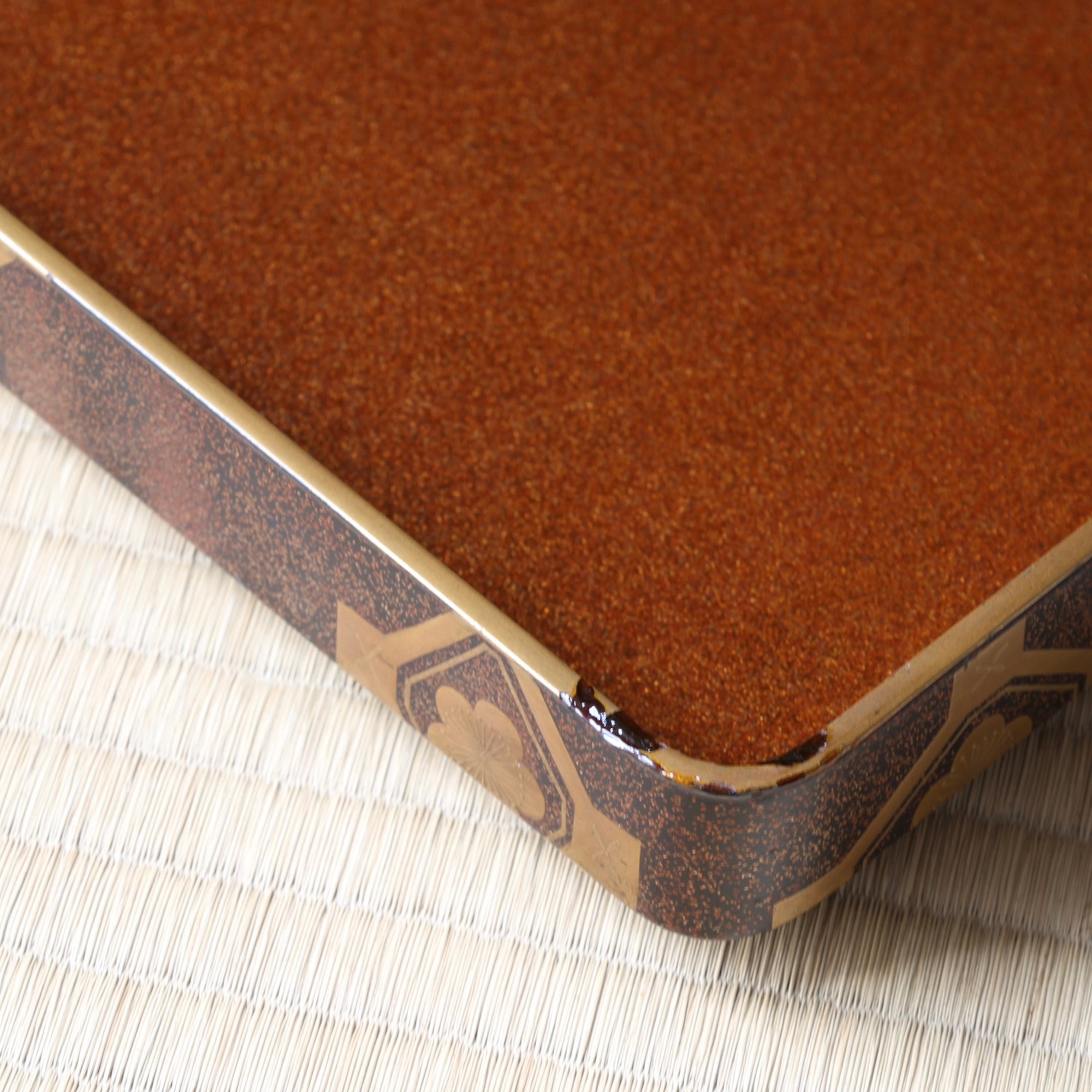 Tosa domain suzuribako (Japanese writing box) in urushi lacquer and gold, kikkō ume (hexagon and plum tree) and kamon (family emblems) decoration