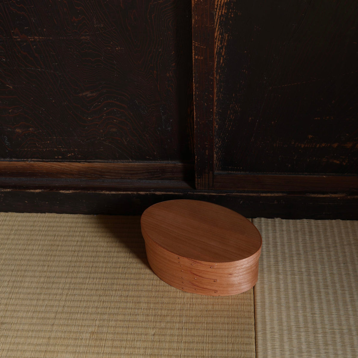 Boîte japonaise en bois de cerisier de l'atelier Unoh