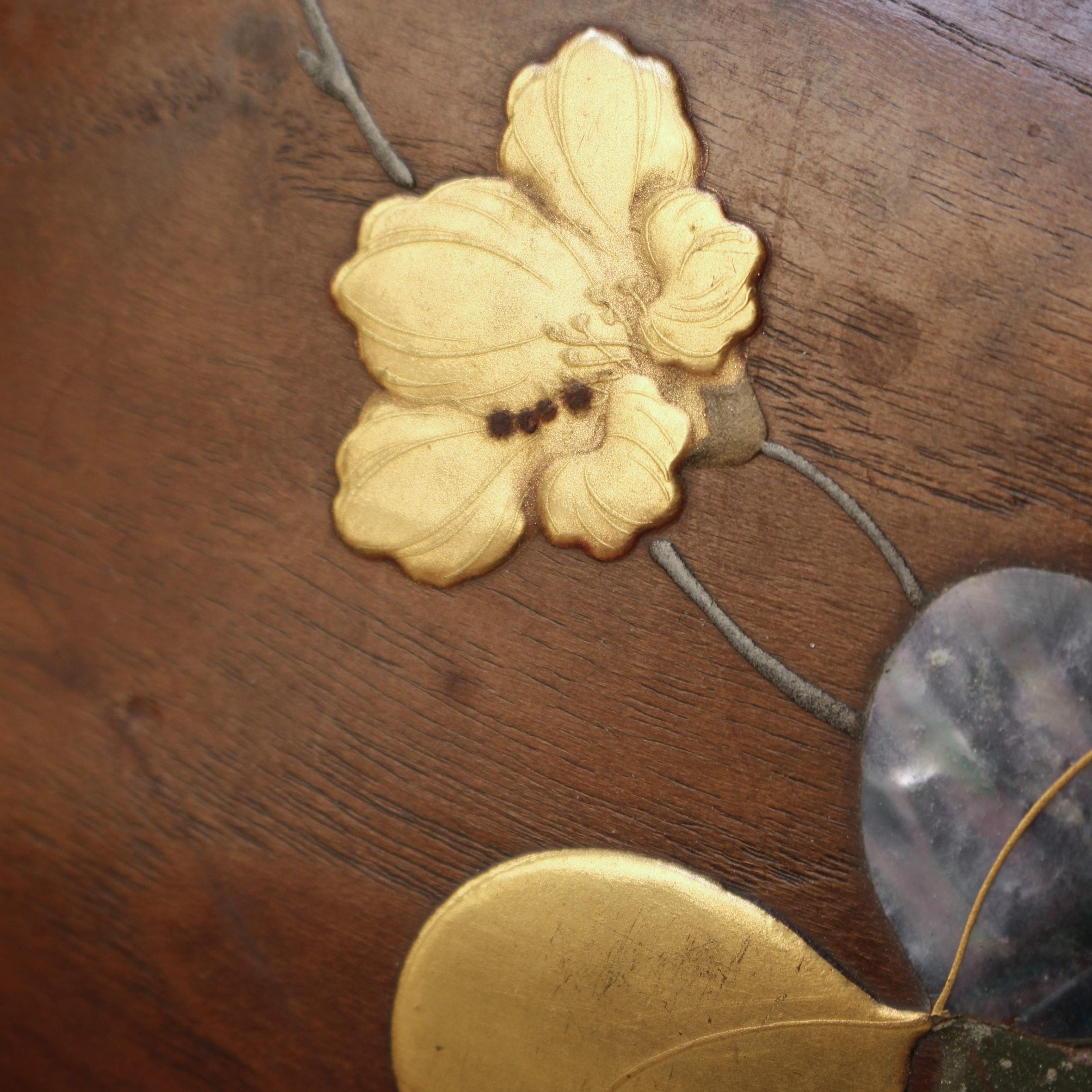 Japanese tanzaku box in keyaki wood, vine design in raden and maki-e