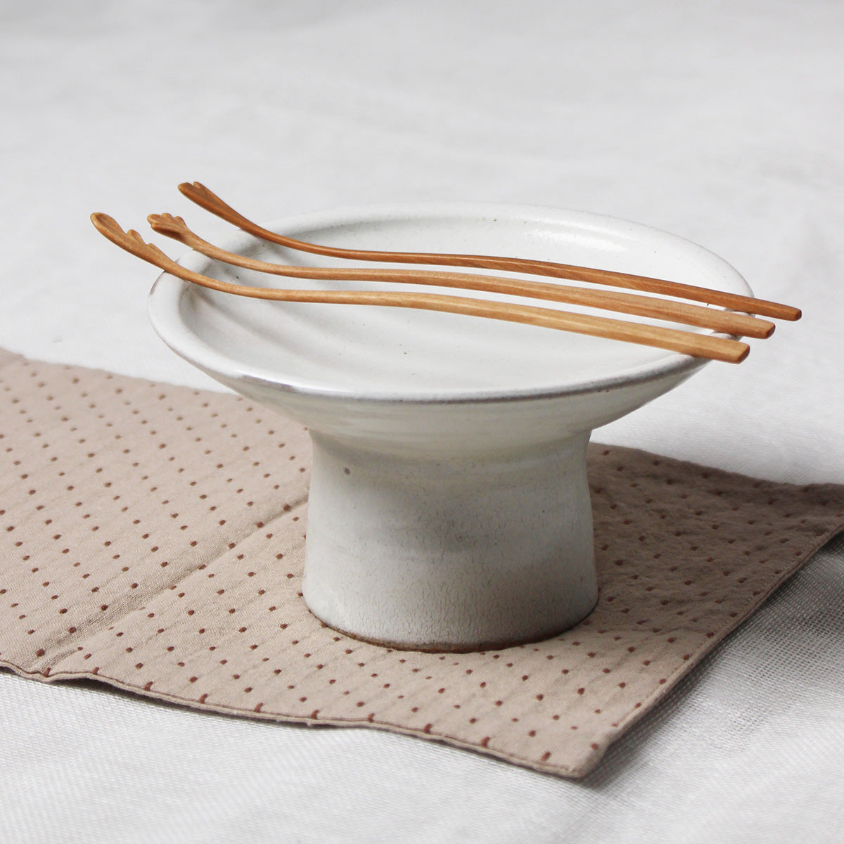 Petite spatule coréenne feuille de ginkgo de Sung Woo Choi