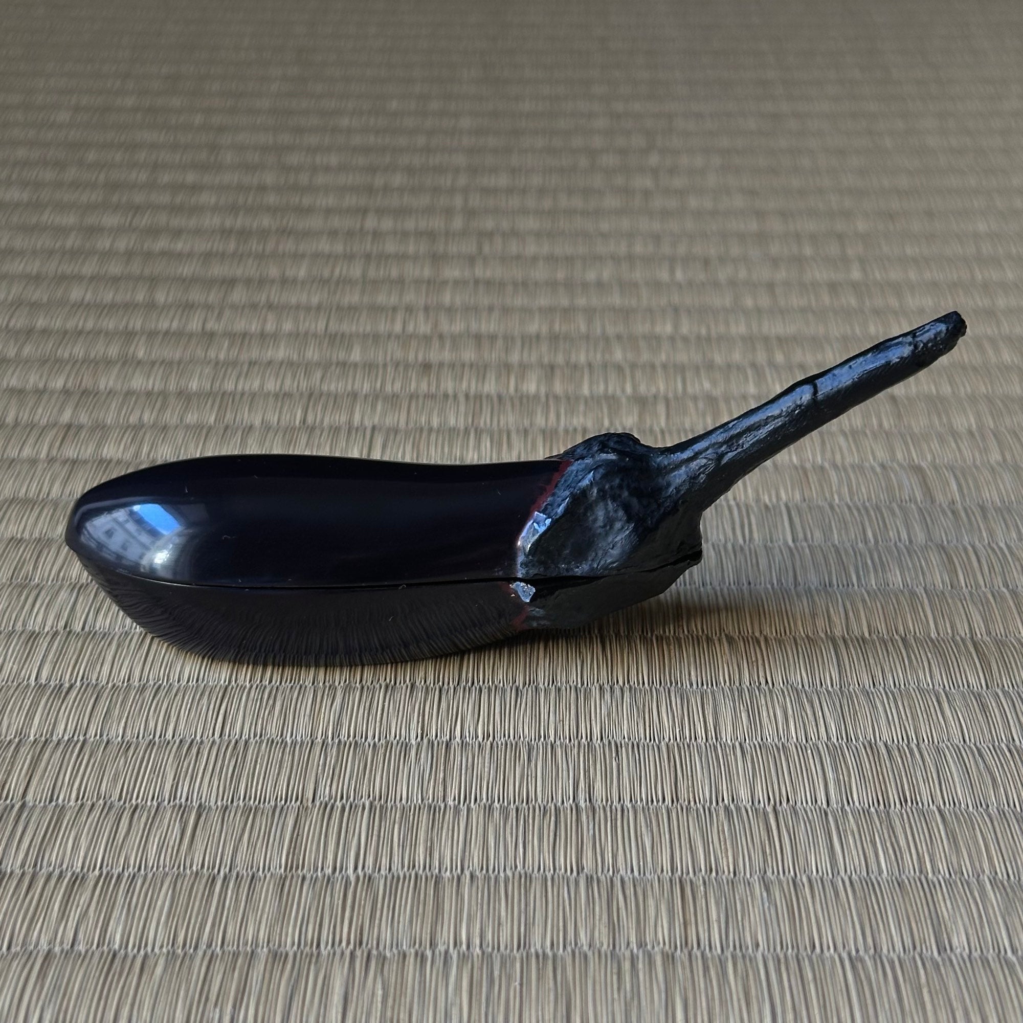 Kōgō en kankishu (laque urushi sèche) de Sōkō Dōjō et nerikō (billes d’encens) japonais