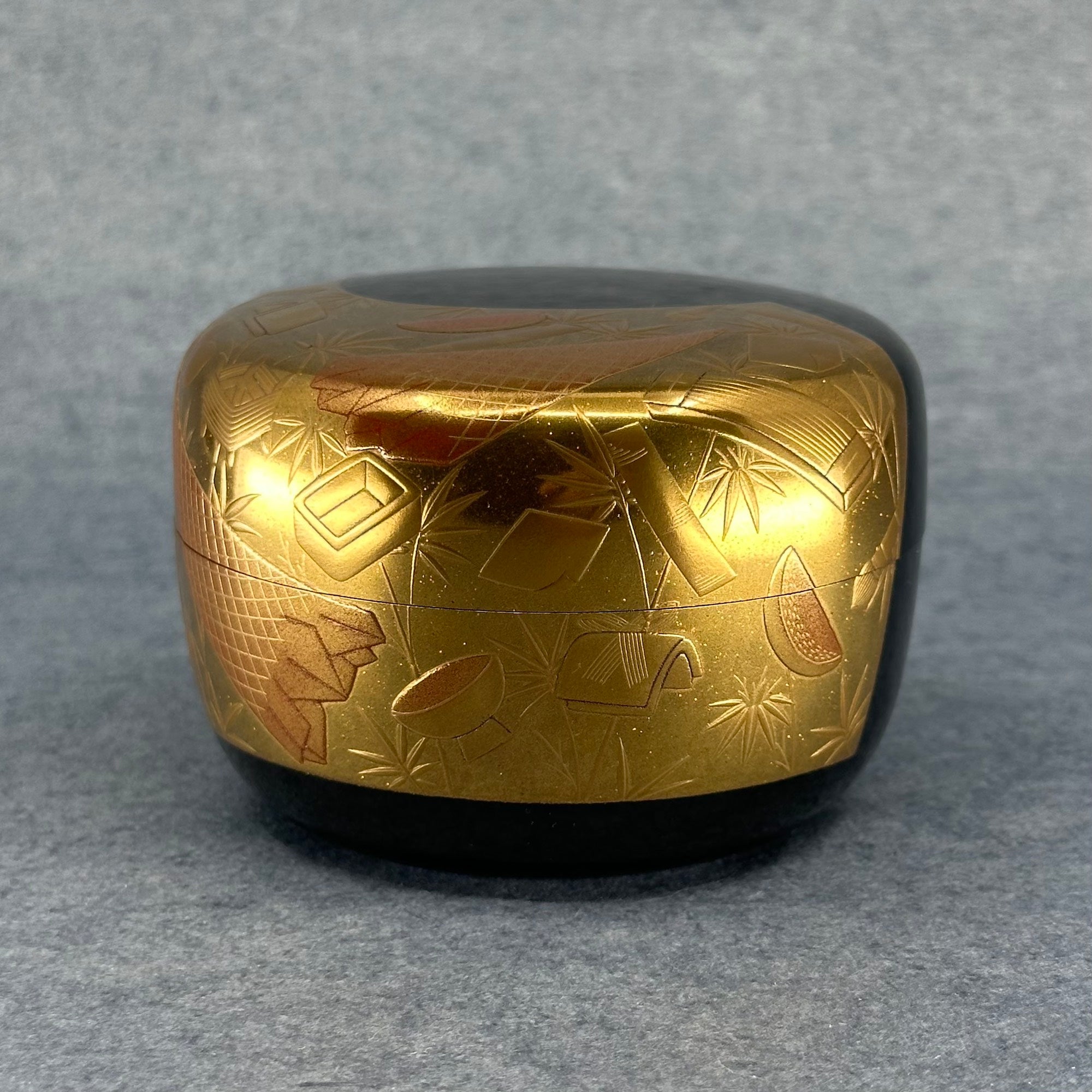 Natsume (boîte à thé japonaise) laque et or, décor Tanabata (fête des étoiles) de Jōtarō Gōtō
