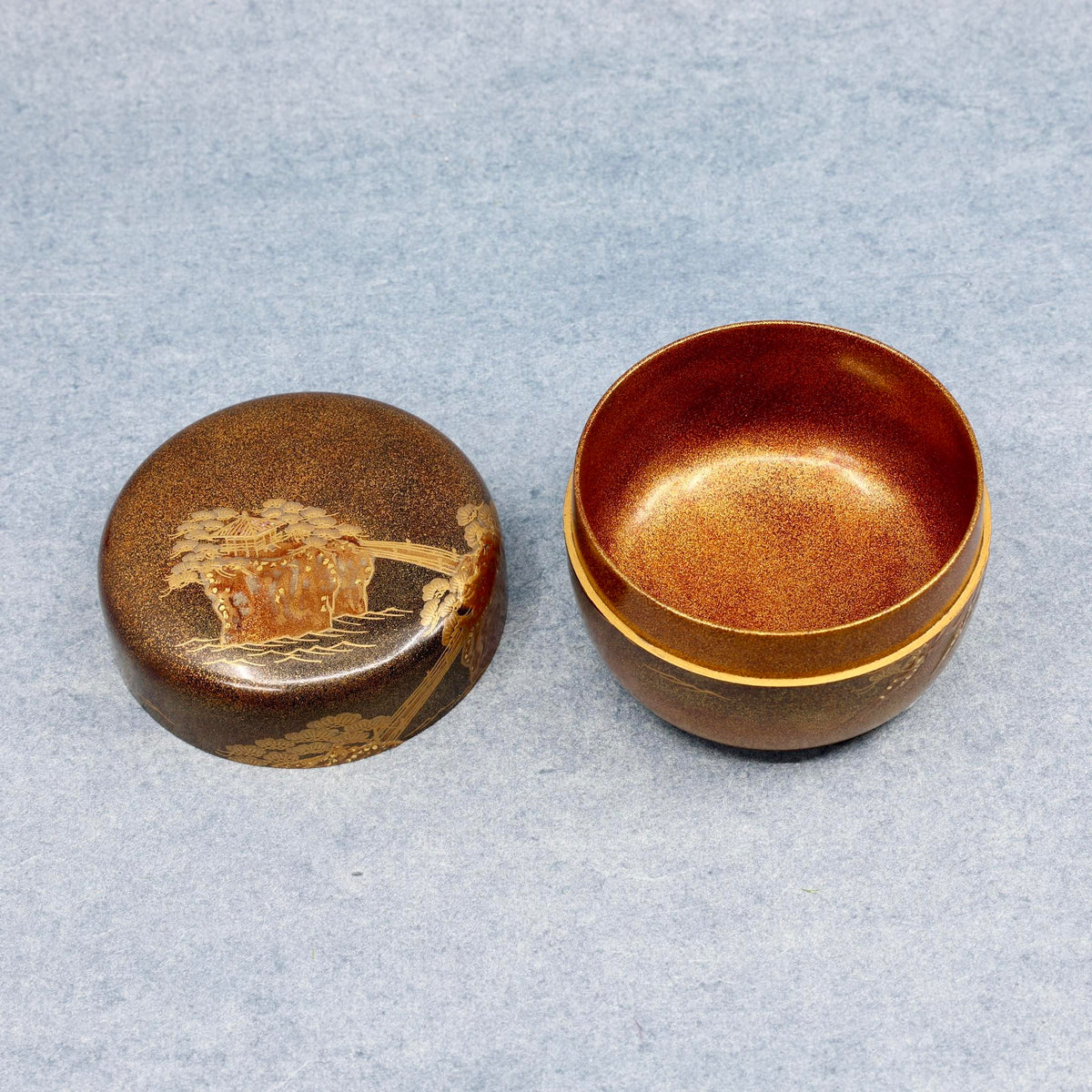 Natsume (Japanese tea caddy) lacquered and gilded, decorated with the Godai-dō at Matsushima by Kōshitsu Katō