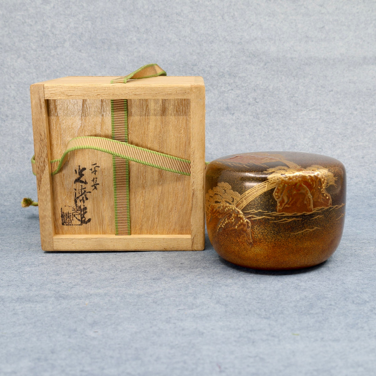 Natsume (Japanese tea caddy) lacquered and gilded, decorated with the Godai-dō at Matsushima by Kōshitsu Katō