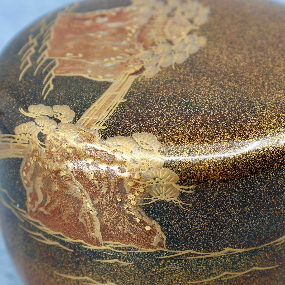Natsume (Japanese tea caddy) lacquered and gilded, decorated with the Godai-dō at Matsushima by Kōshitsu Katō