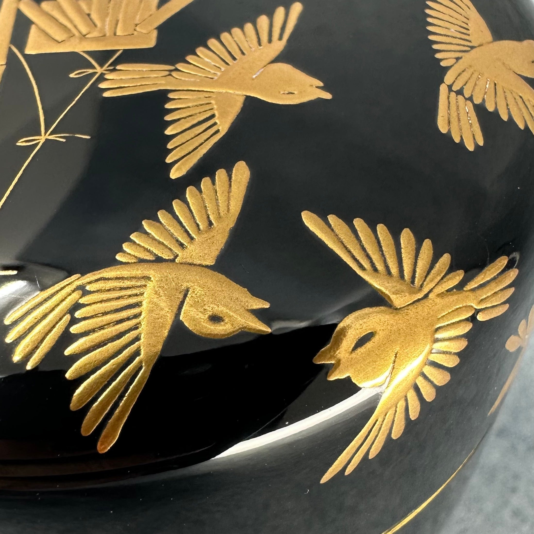 Natsume (boîte à thé) laque et or, décor inasuzume (riz et moineaux) de Ichigo Itchō