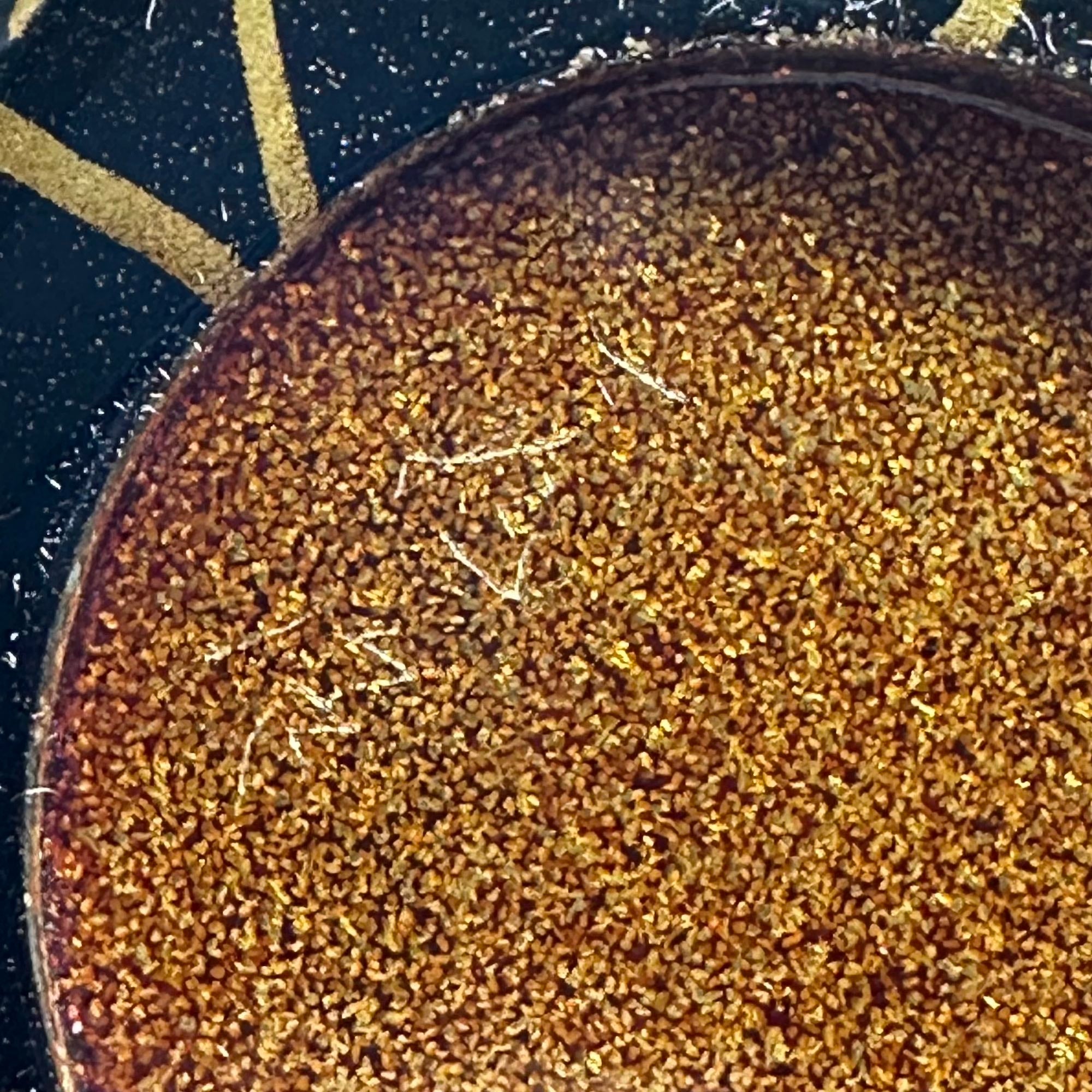 Atelier Ikiwa - gros plan sur la signature gravée d’Ichigo Itcho à la base du natsume.