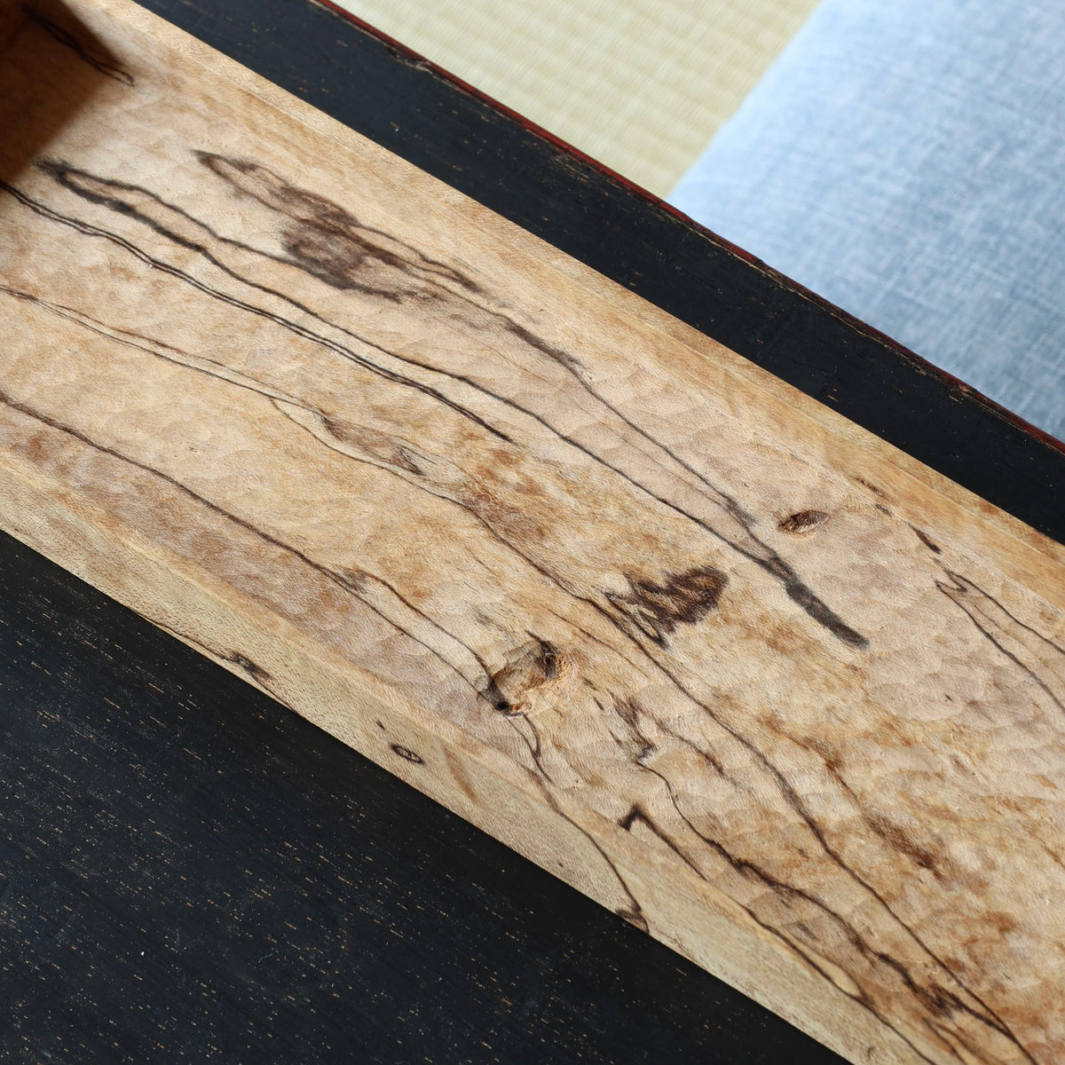 Spalted Japanese chestnut tray by Masahito Ikeda