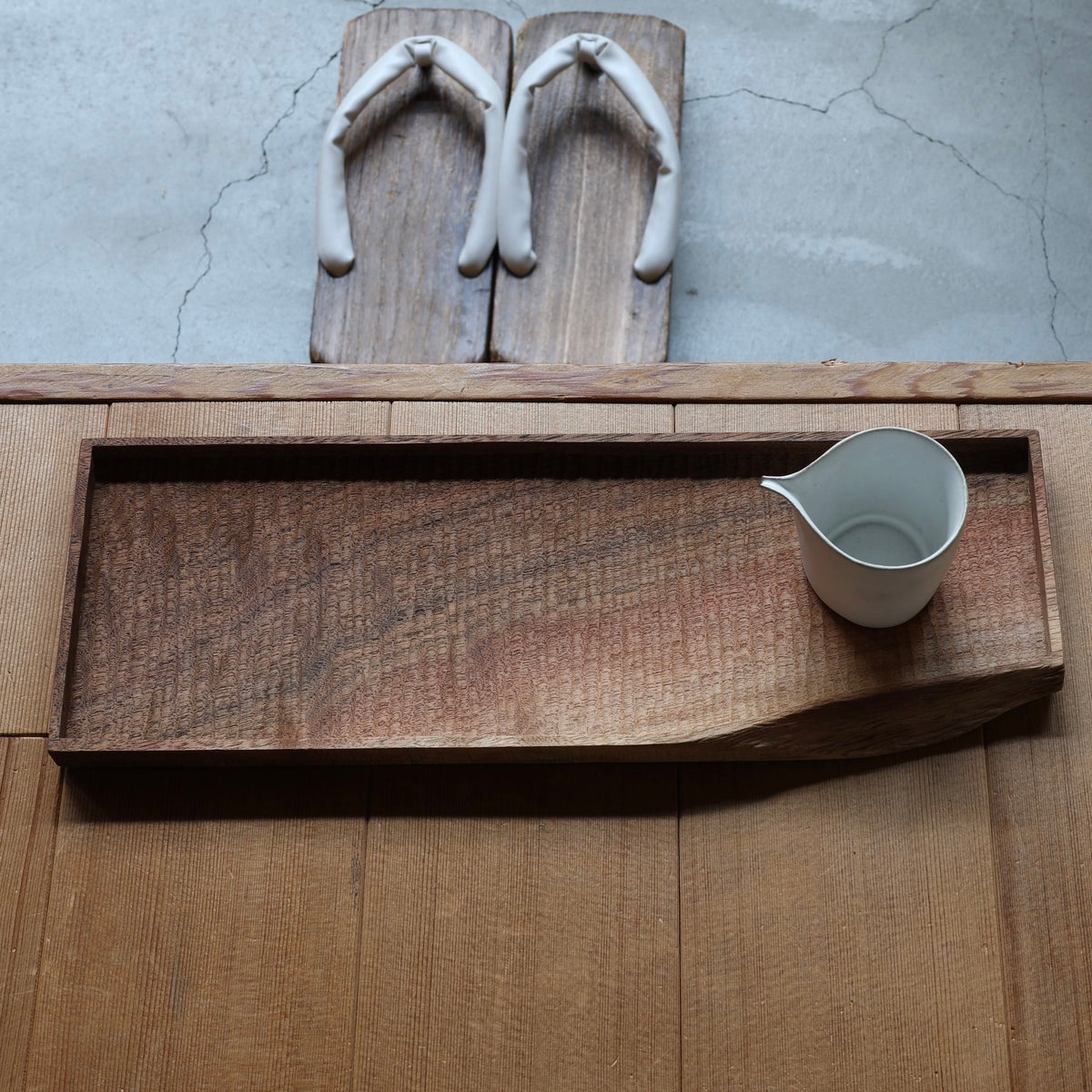 Wōrunatto (rainbow walnut) tray by Masahito Ikeda