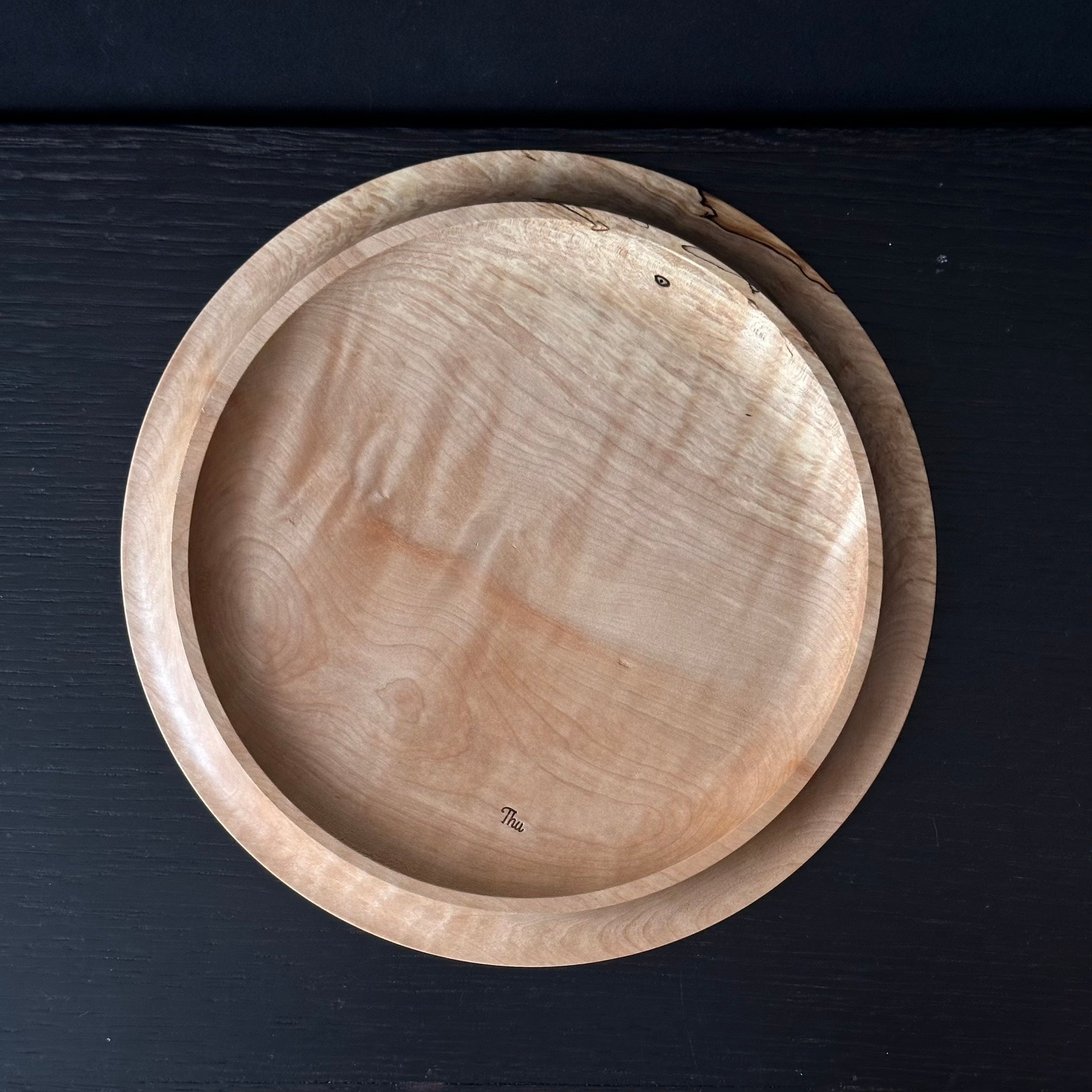 Plateau en kaede (érable japonais spalté) de Masahito Ikeda