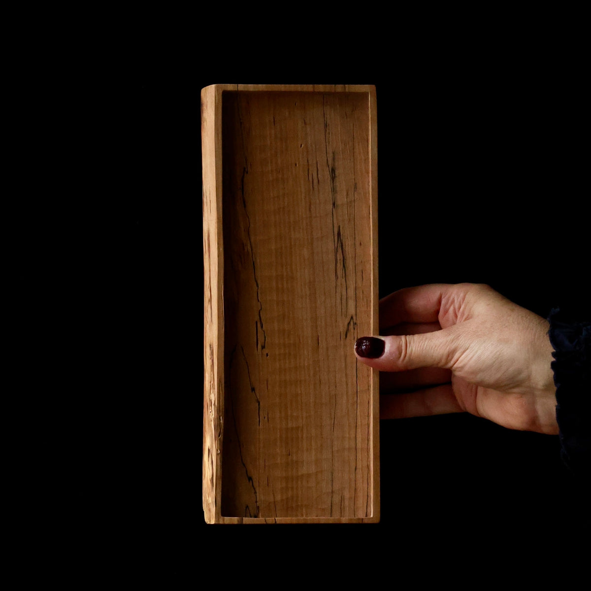 Urihada kaede (melon-barked maple) tray by Masahito Ikeda