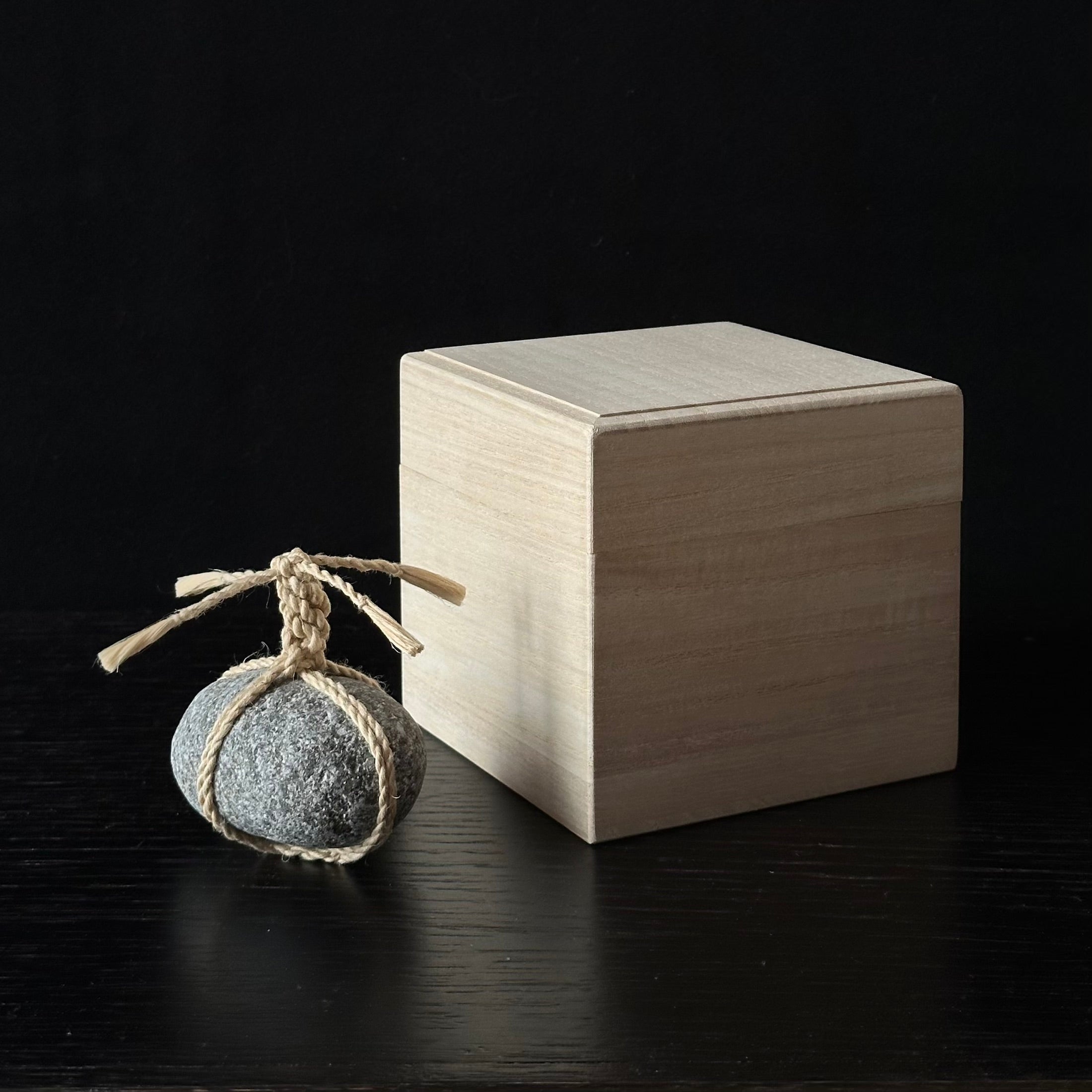 Sekimori en pierre naturelle et chanvre seima, entre artisanat japonais et contemplation – Atelier Ikiwa