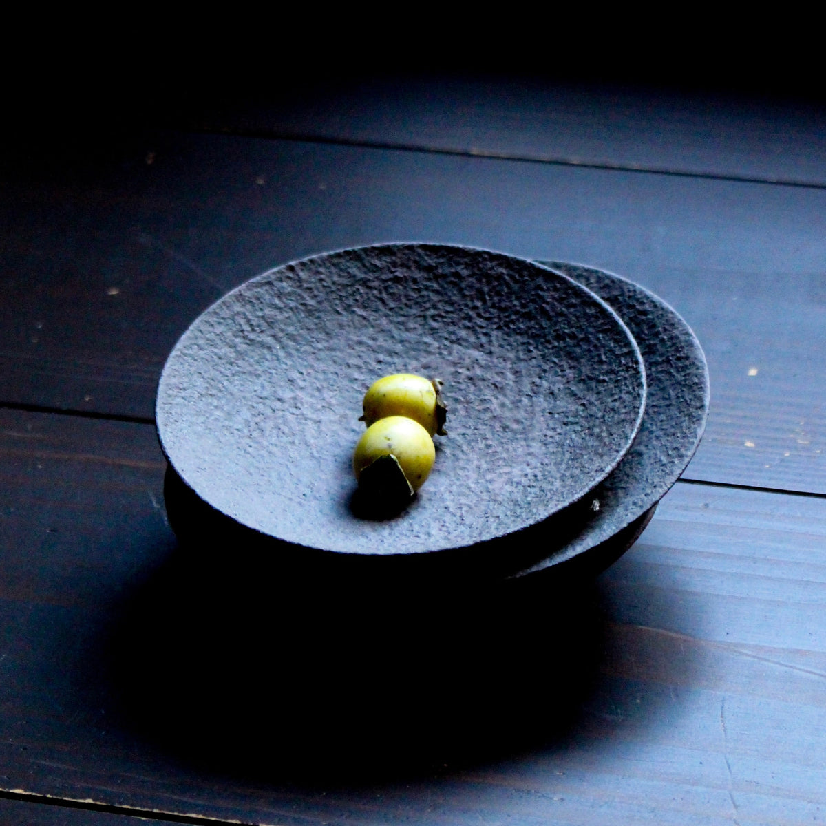 Assiette kozara Kurogane de Shu Hirai