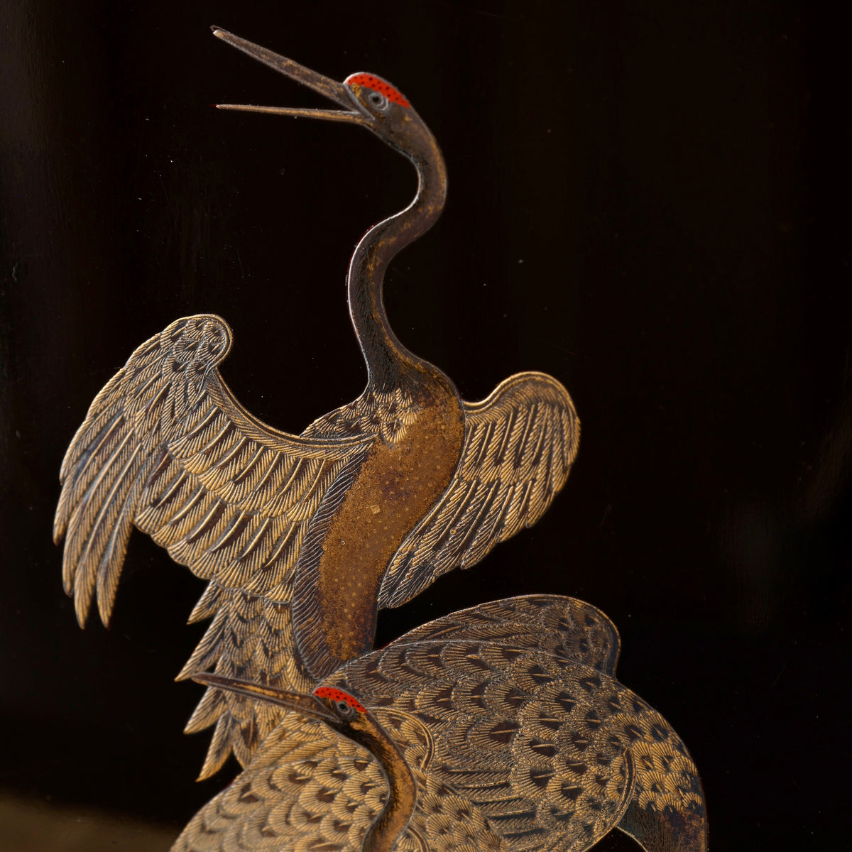 Suzuribako (boîte d’écriture japonaise) en laque urushi, or et argent, décor tsuru (grues)
