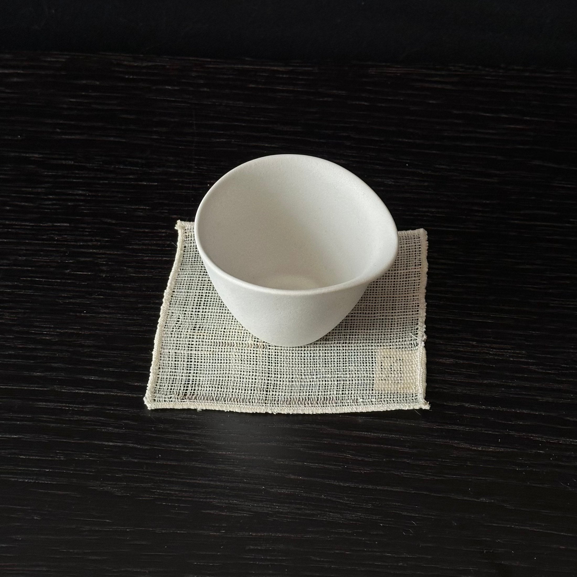 Tasse à thé ou café en céramique de Nuri Lee