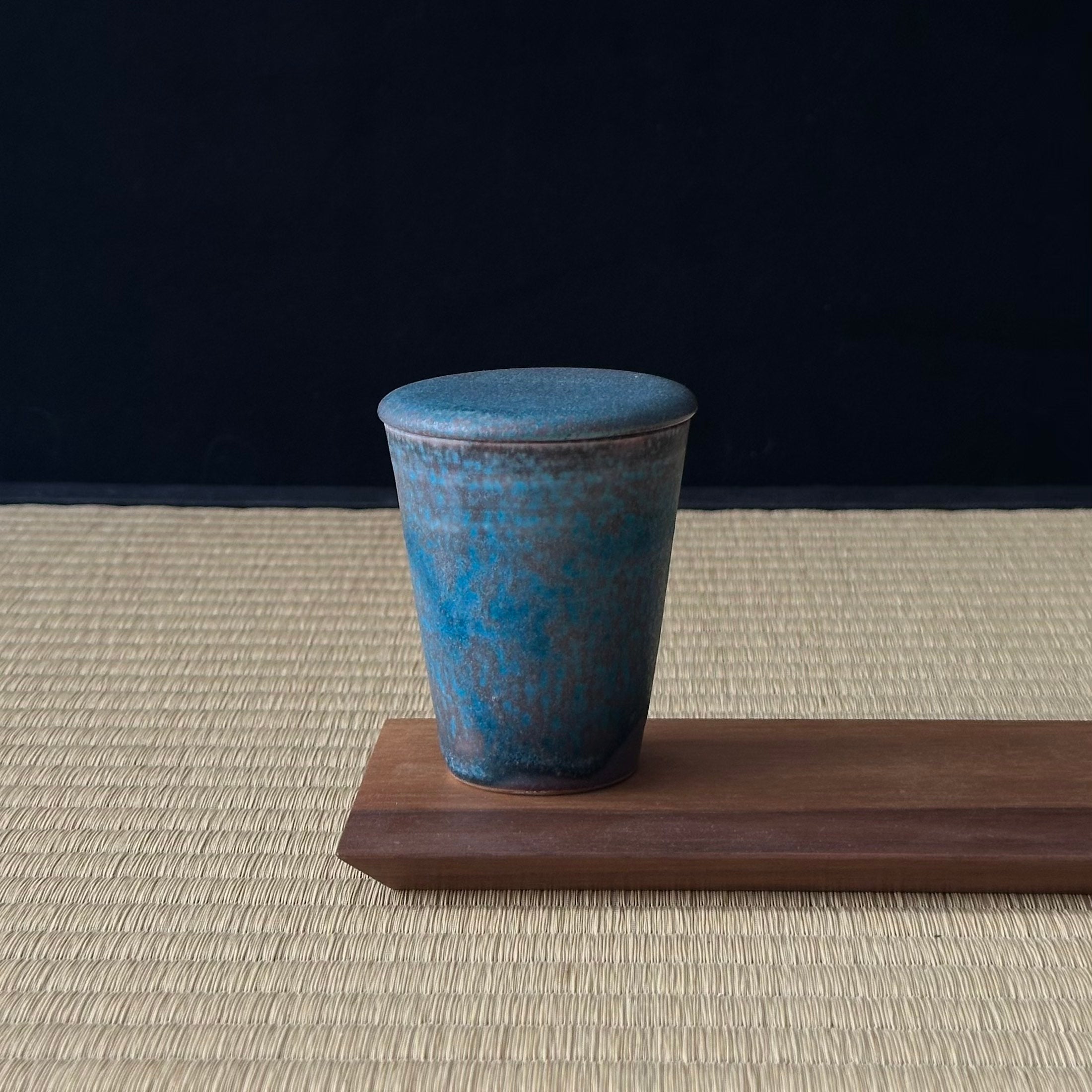 Petit bol chawanmushi en céramique et glaçure cuivre de l'atelier Tokinoha