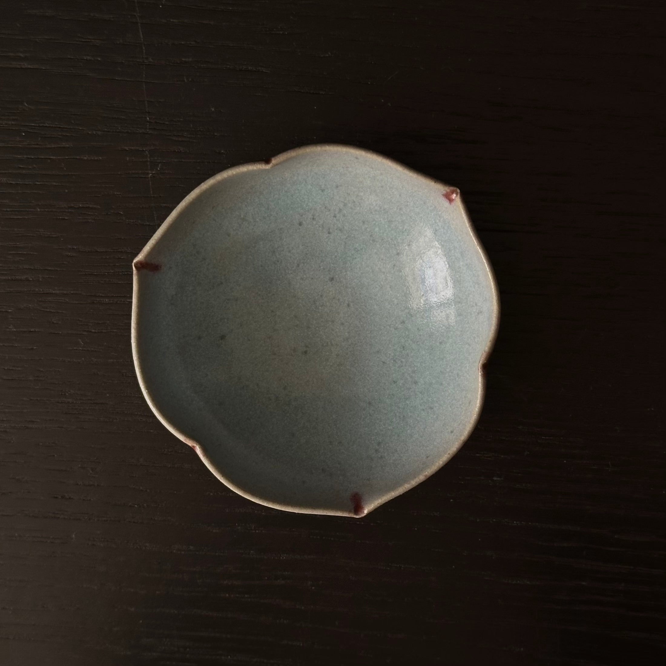 Blue-green bowl by Tomoe Kiyomizu 