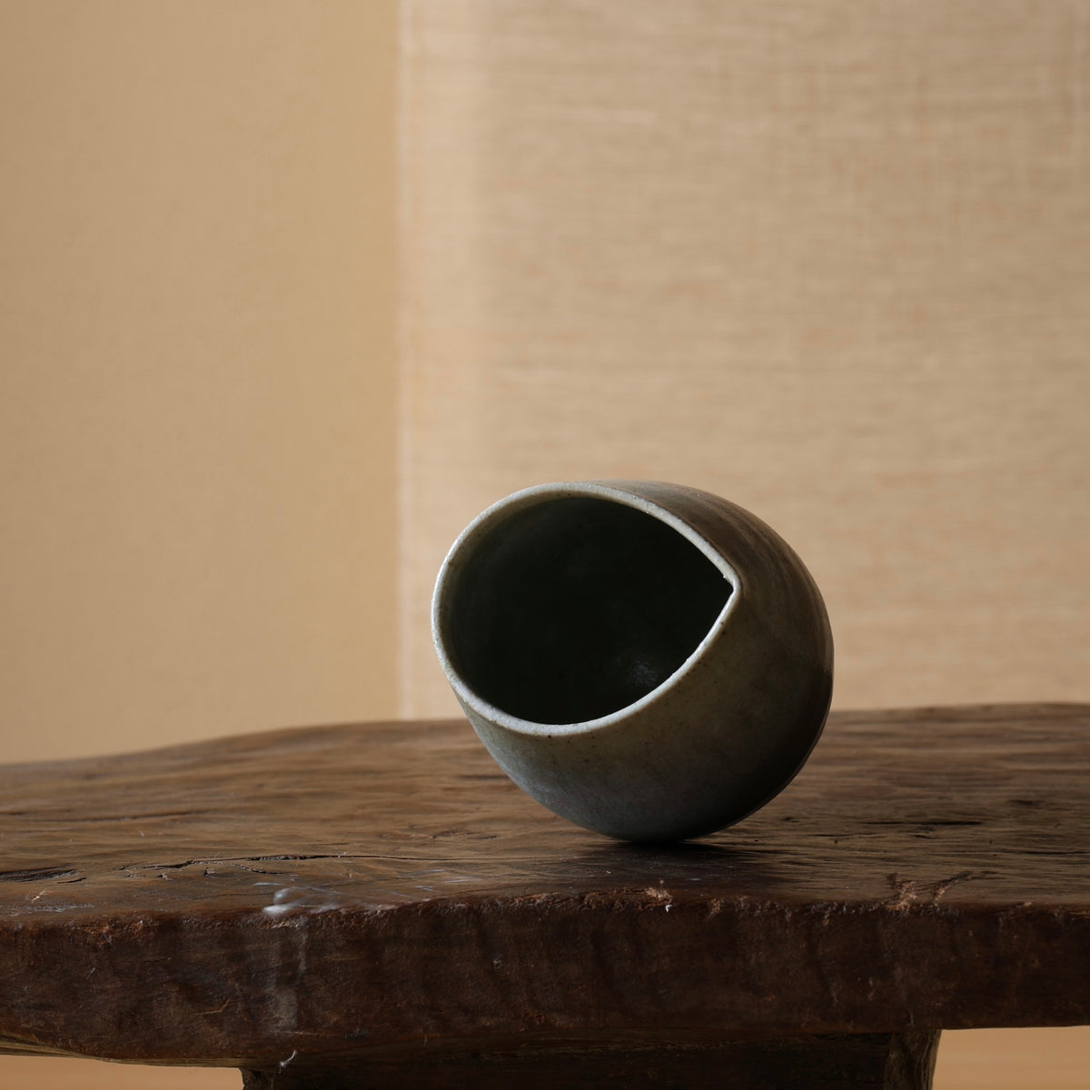 katakuchi à glaçure de cendre de l’atelier Tokinoha