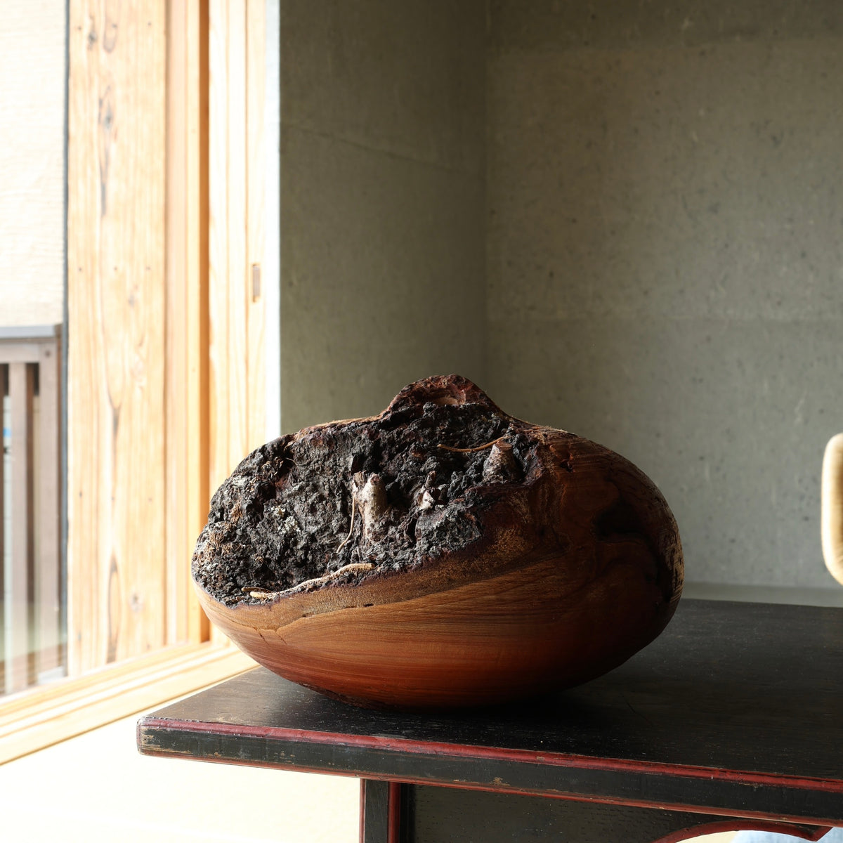 Sakura (Japanese cherry wood) sculptural vase by Masahito Ikeda
