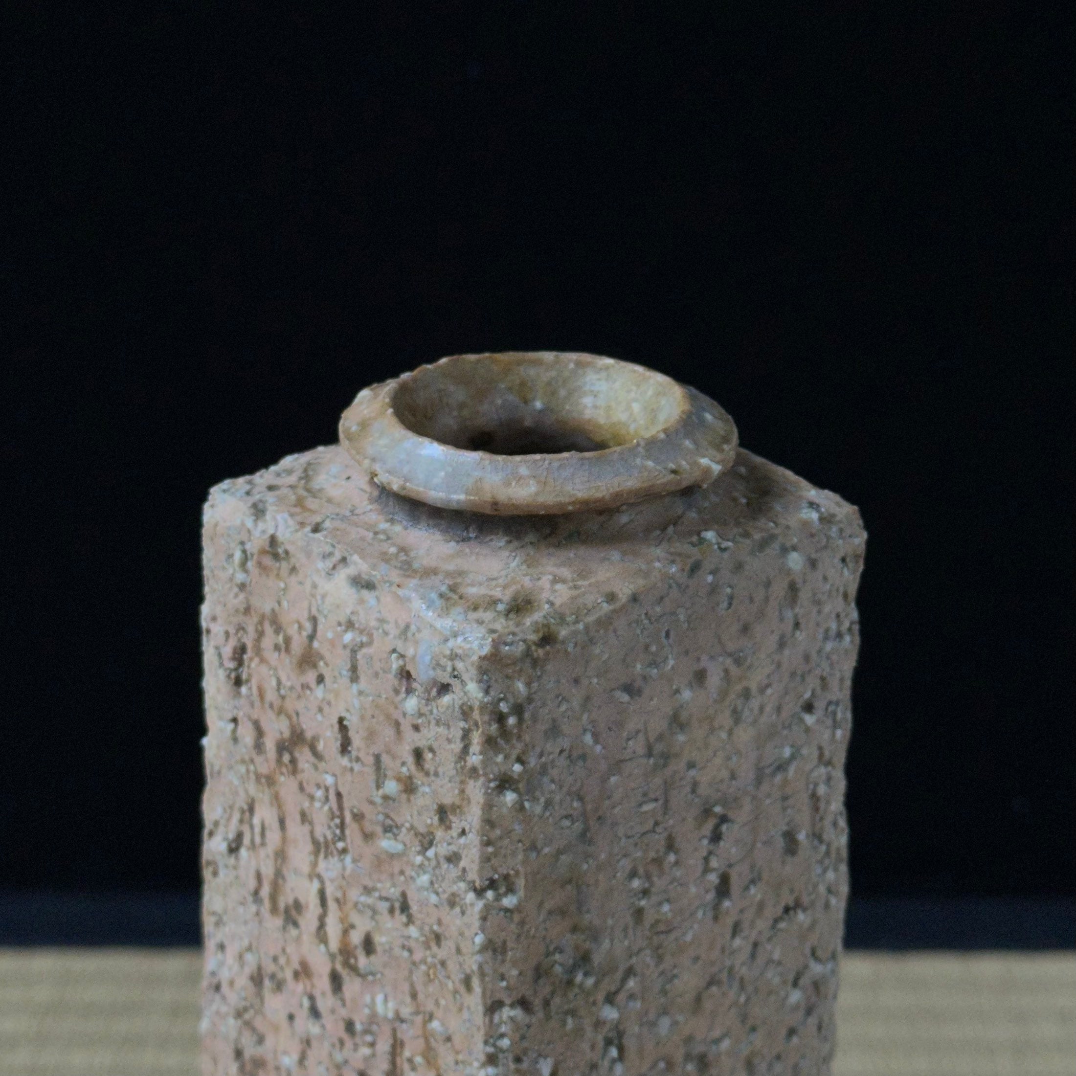 Hagi yaki ceramic shihō hanaire vase by Tobei Tahara