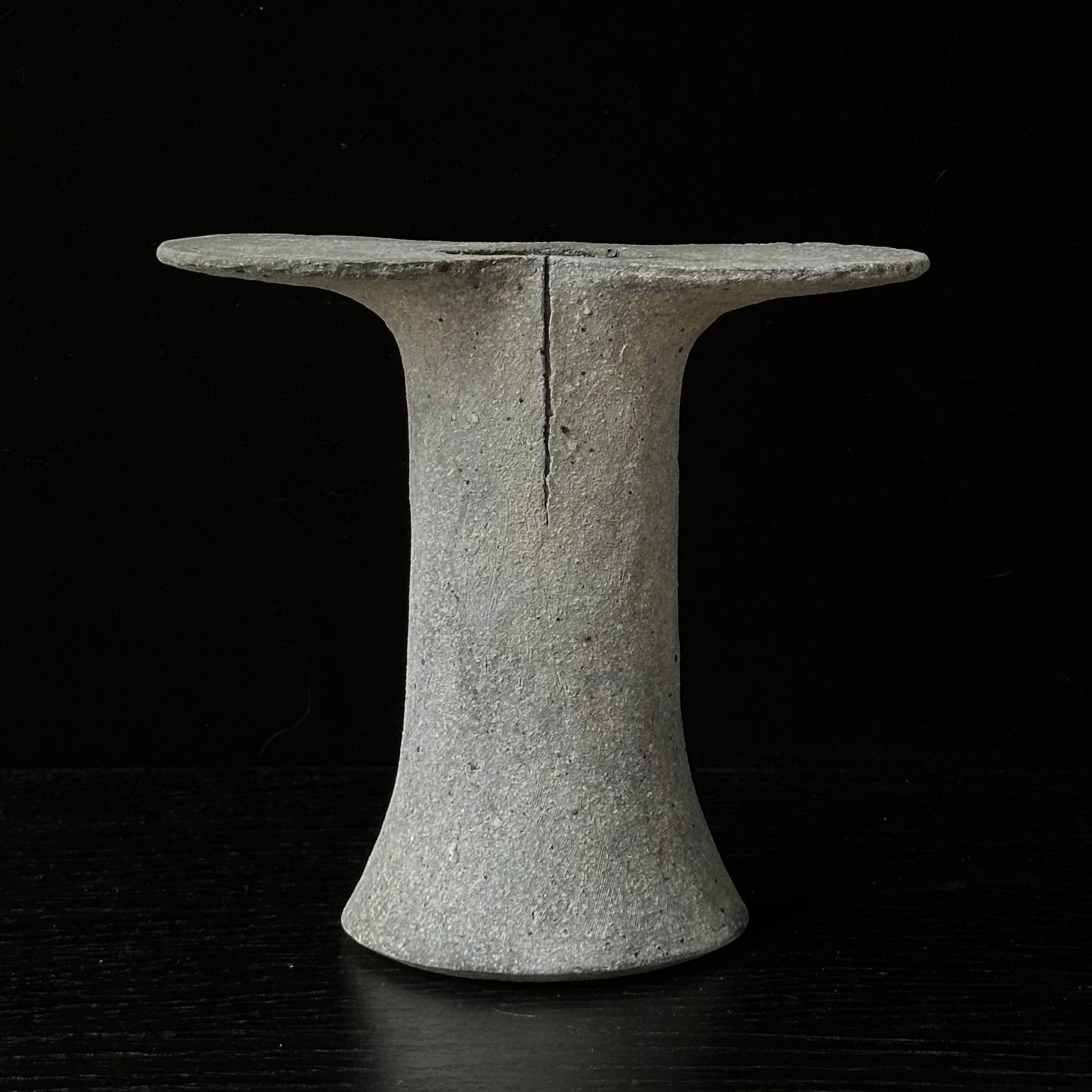 Grey vase by Ken Mihara