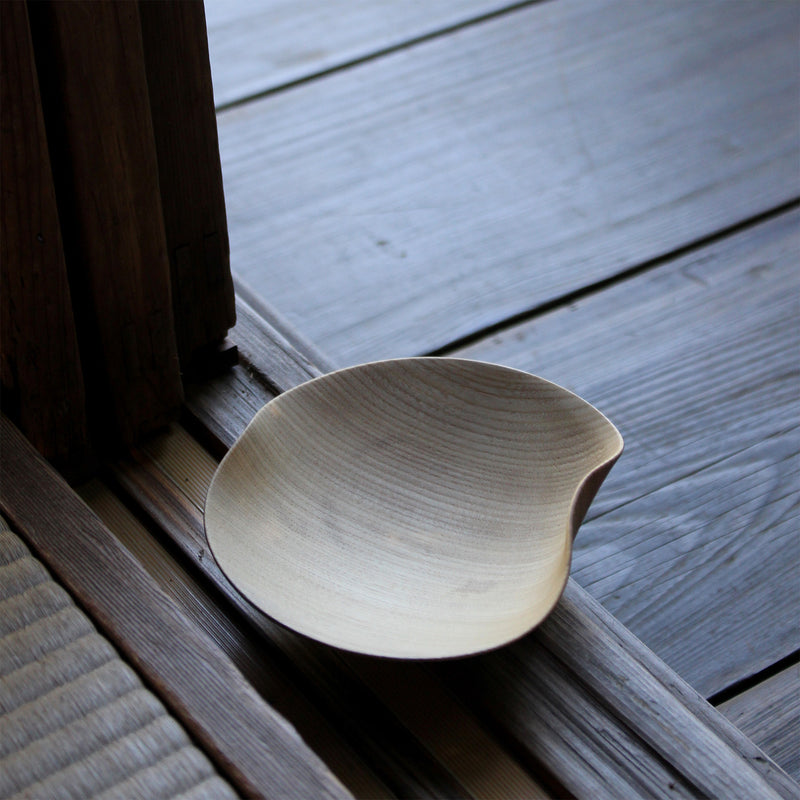 Petite coupelle japonaise en bois d'orme