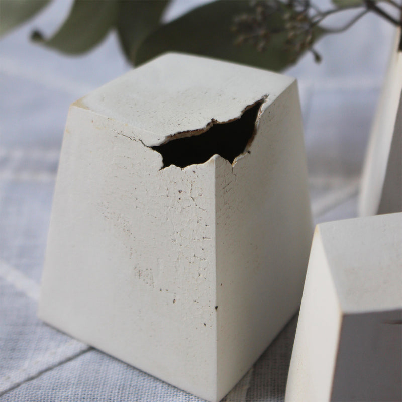 Hiroshi Saotome's Small Ceramic Soliflore Vase