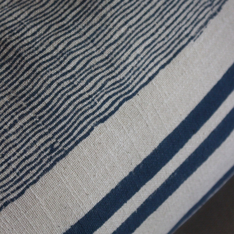 CUSHION COVER 30x60cm BLUE LINES