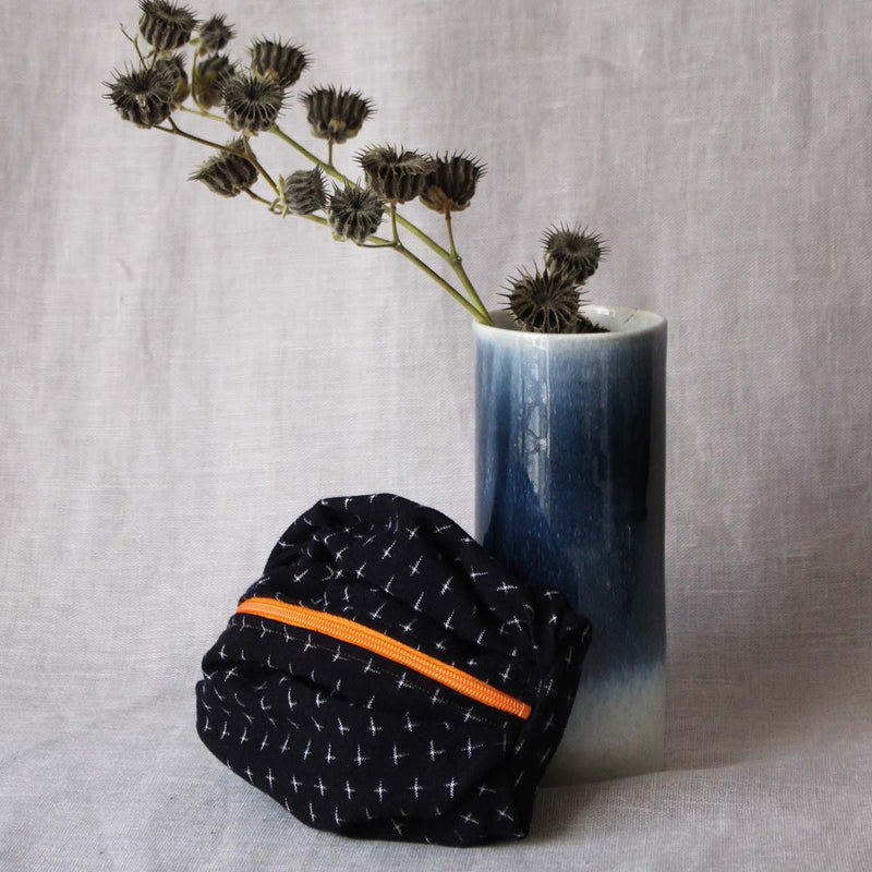 “ITO”, PETITE POCHETTE À TRÉSORS, TEXTILE KIMONO JAPONAIS VINTAGE INDIGO